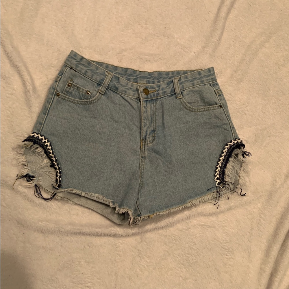 🩳 Embroidered Jean Shorts with Cutouts